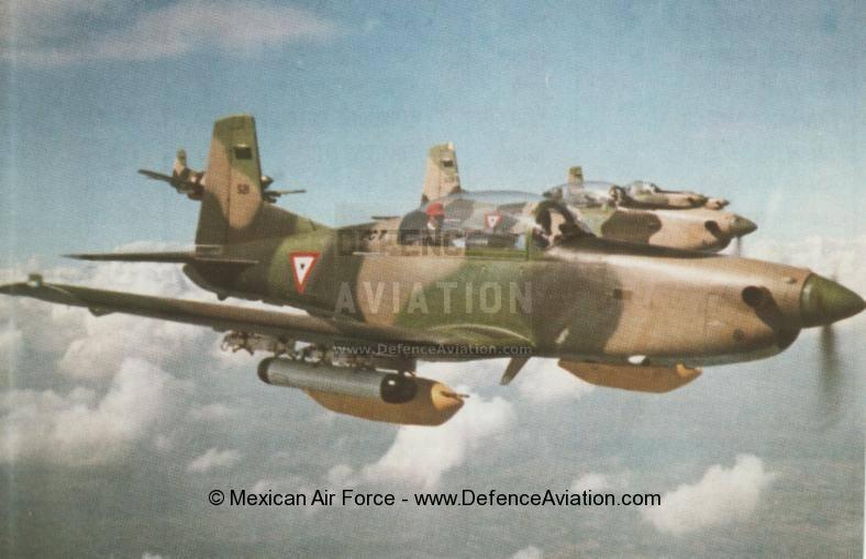 PC-7_mexican_airforce