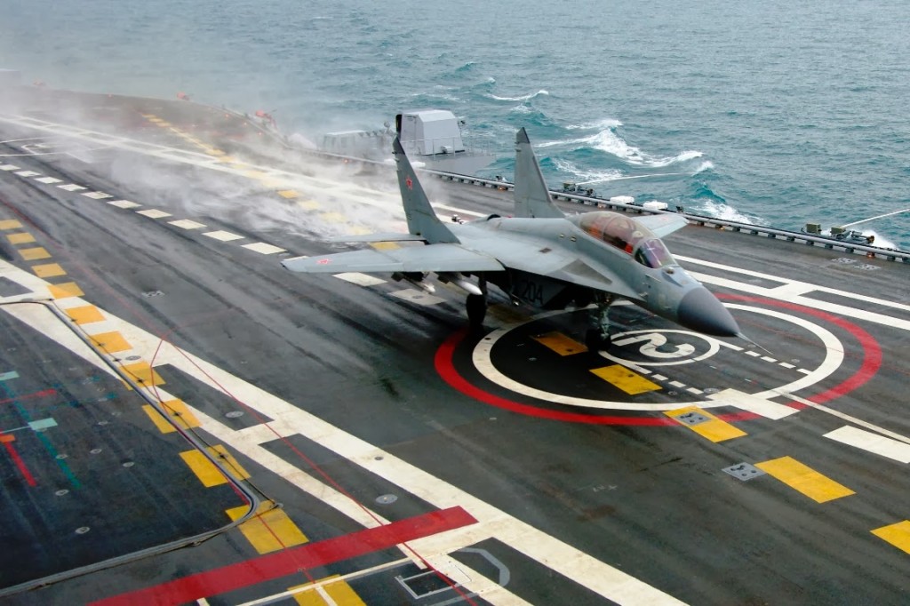 Mig-29_on_INS_Vikramaditya